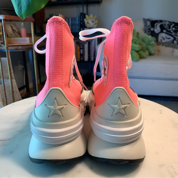Converse Run Star Legacy CX High A05012C, Size 7.5, Electric Blush Pink - Picture 6 of 12